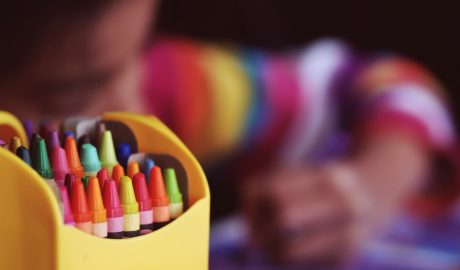 Photo Explorează și experimentează: Fi creativ în bucătărie și explorează noi arome, combinații de ingrediente și tehnici de gătit, bucurându-te de procesul creativ și de rezultatele delicioase.