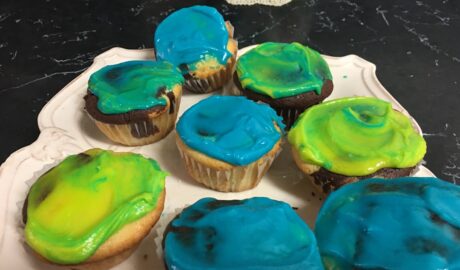 Photo Colorful Plate