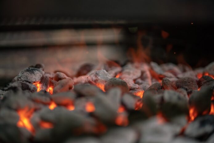 Photo ventilation control temperature grill charcoal