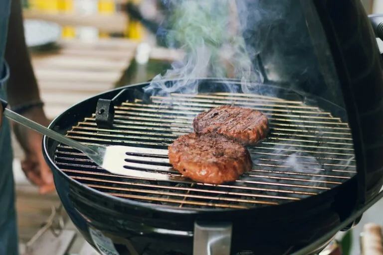Photo grilling meat selection research
