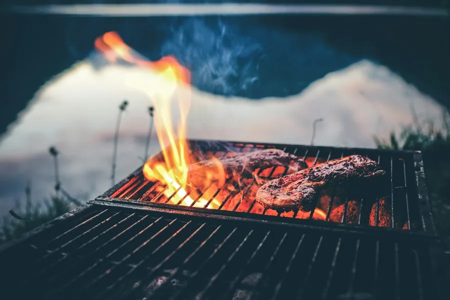 common barbecue mistakes charcoal gas grill